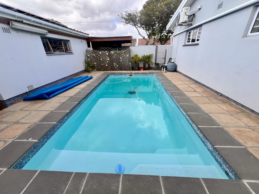 3 Bedroom Property for Sale in Vasco Estate Western Cape